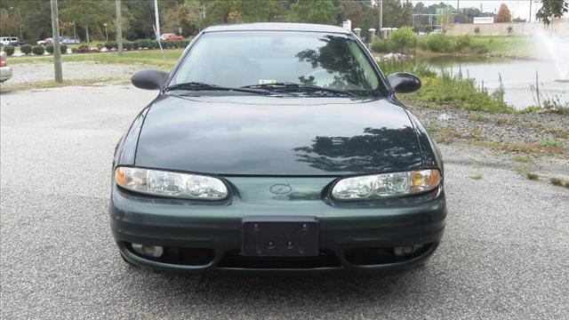 Oldsmobile Alero 2003 photo 1