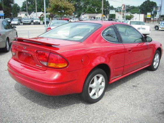 Oldsmobile Alero 2003 photo 3