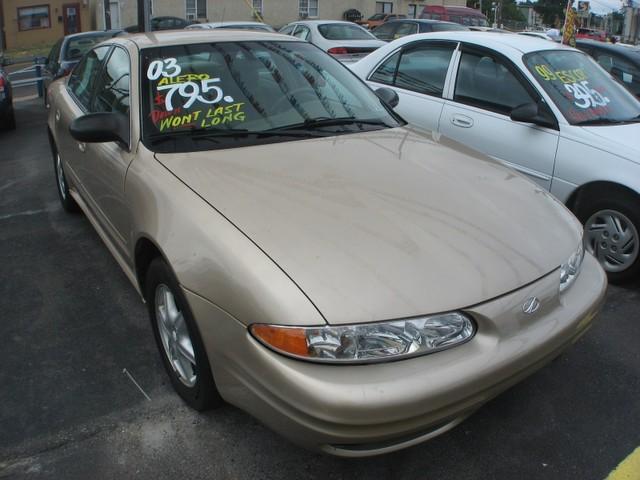 Oldsmobile Alero 3.5L Coupe Sedan