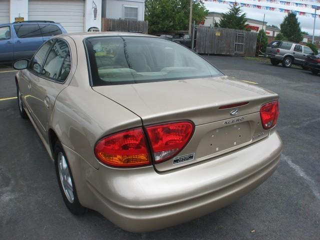 Oldsmobile Alero 2003 photo 3