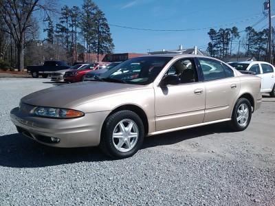 Oldsmobile Alero 2003 photo 1
