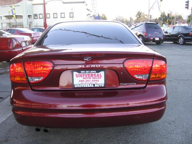 Oldsmobile Alero 2003 photo 2
