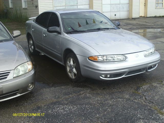 Oldsmobile Alero 2003 photo 1