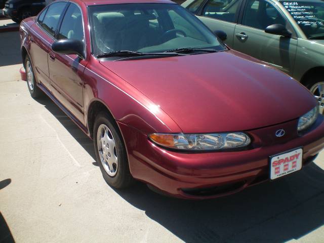 Oldsmobile Alero 2003 photo 1