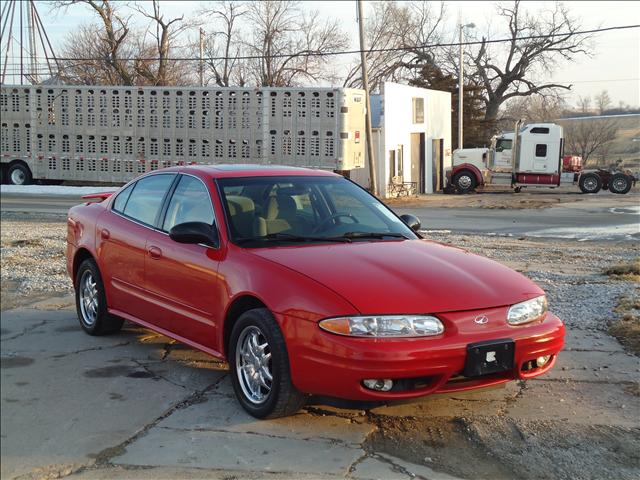 Oldsmobile Alero 2003 photo 1