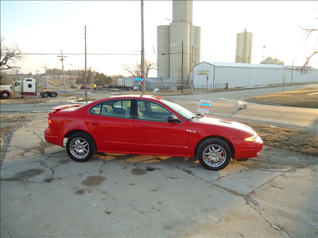 Oldsmobile Alero 2003 photo 2