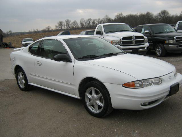 Oldsmobile Alero 2003 photo 1