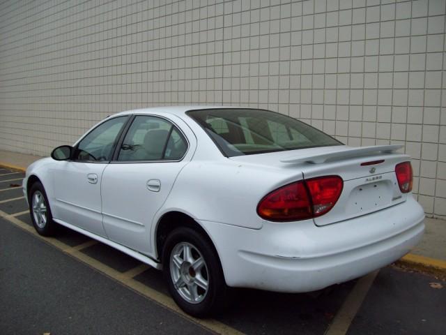 Oldsmobile Alero 2003 photo 1