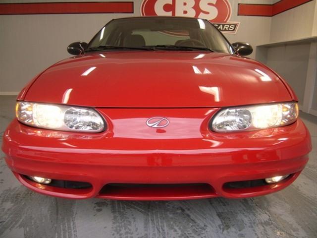 Oldsmobile Alero 2003 photo 1