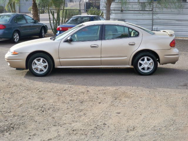 Oldsmobile Alero 2003 photo 3