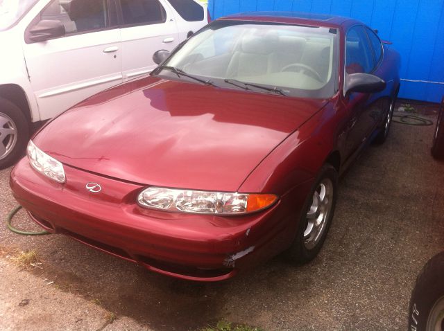 Oldsmobile Alero 2003 photo 1