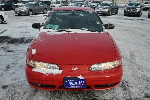 Oldsmobile Alero 2003 photo 3
