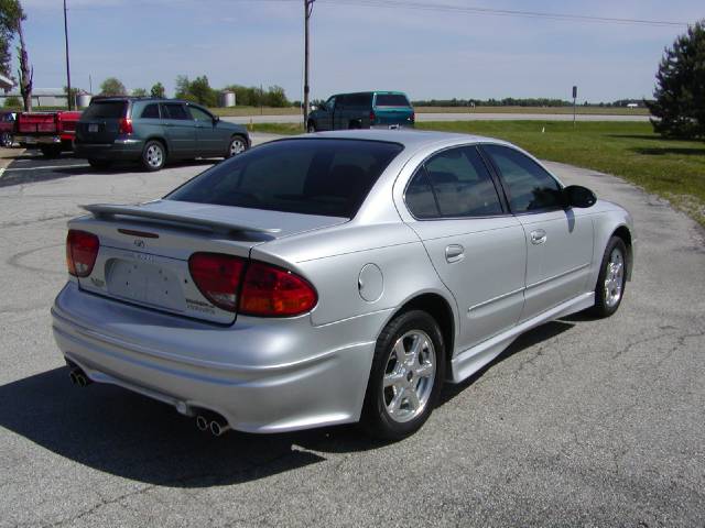 Oldsmobile Alero 2003 photo 4