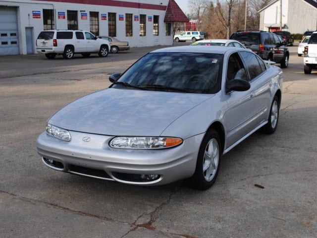 Oldsmobile Alero 3.5L Coupe Sedan