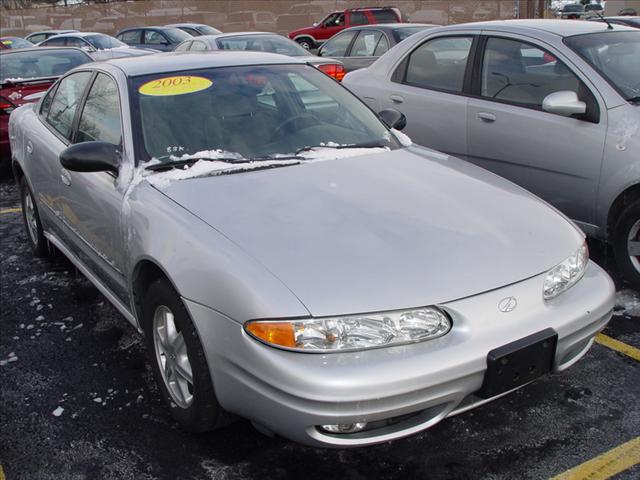 Oldsmobile Alero 2003 photo 1