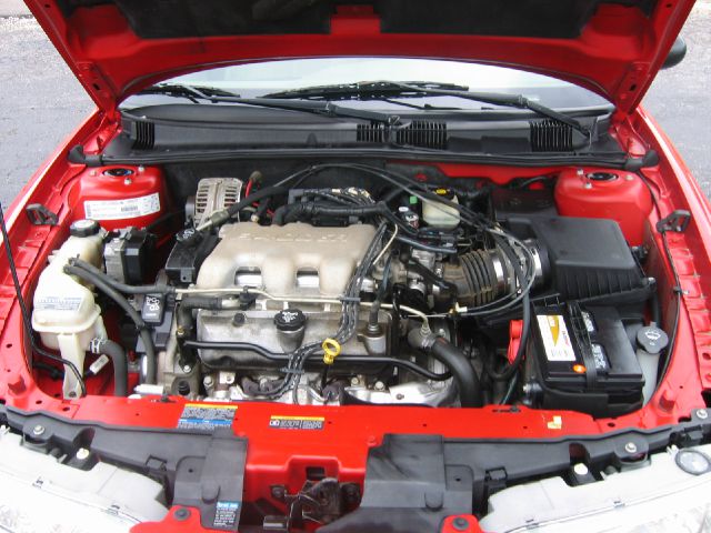 Oldsmobile Alero 2003 photo 2