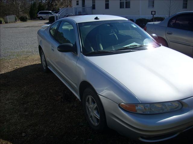 Oldsmobile Alero 3.5L Coupe Coupe