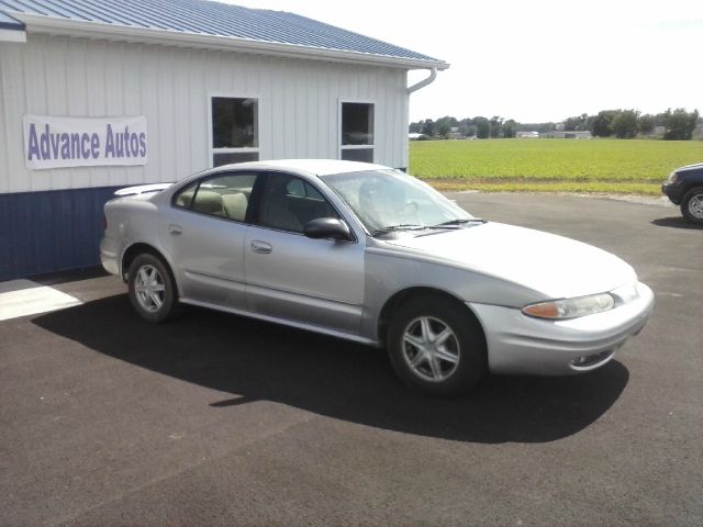 Oldsmobile Alero 2003 photo 1