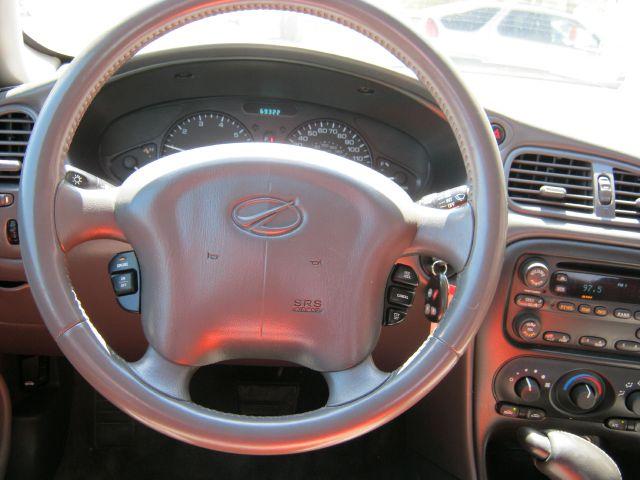 Oldsmobile Alero 2003 photo 2