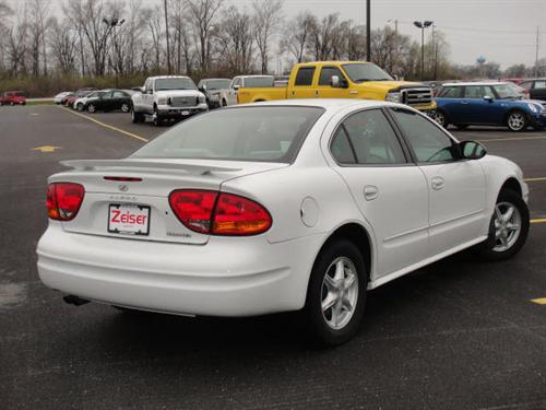 Oldsmobile Alero 2003 photo 1