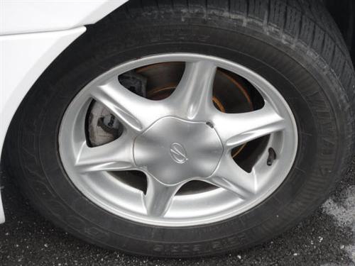 Oldsmobile Alero 2003 photo 2