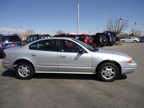Oldsmobile Alero 2003 photo 1