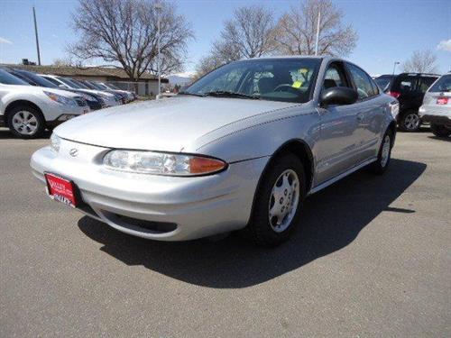 Oldsmobile Alero 2003 photo 2