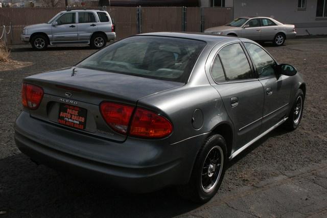 Oldsmobile Alero 2003 photo 3