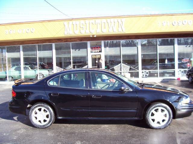 Oldsmobile Alero 2003 photo 2
