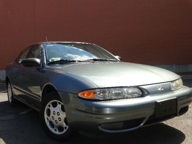 Oldsmobile Alero 2003 photo 3