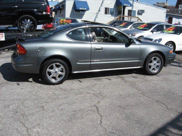 Oldsmobile Alero 2003 photo 3