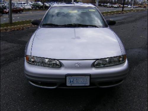 Oldsmobile Alero 2003 photo 2