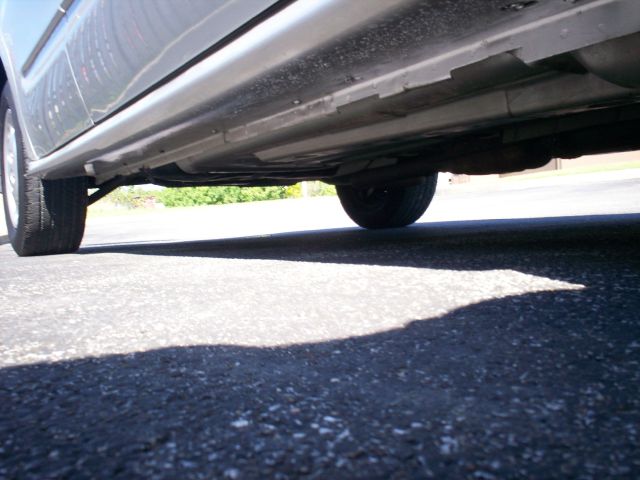 Oldsmobile Alero 2003 photo 2