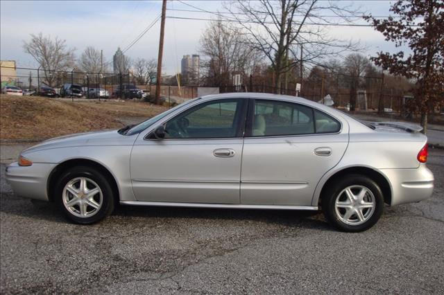 Oldsmobile Alero 2003 photo 3