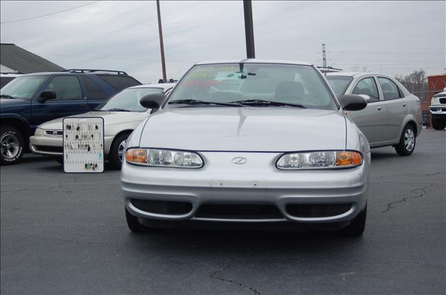 Oldsmobile Alero 3.5L Coupe Sedan