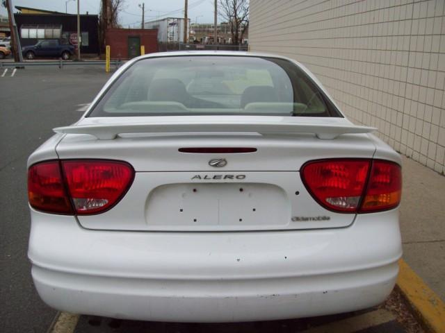 Oldsmobile Alero 2003 photo 3