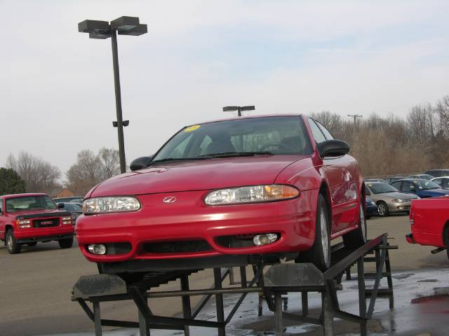 Oldsmobile Alero 2003 photo 1