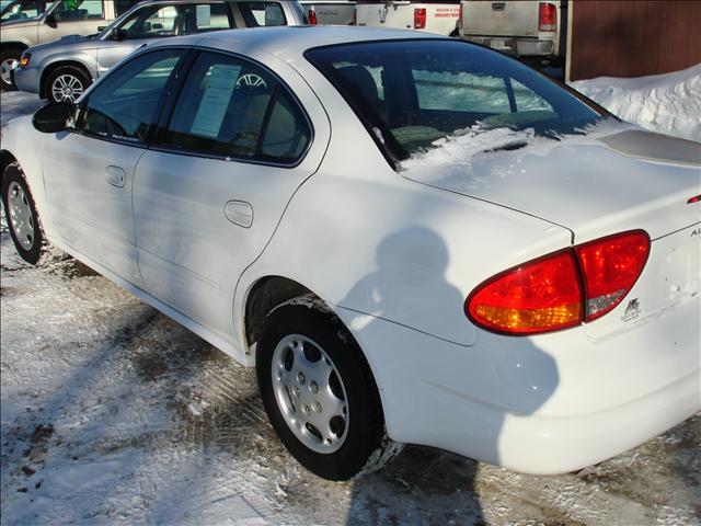 Oldsmobile Alero 2003 photo 3