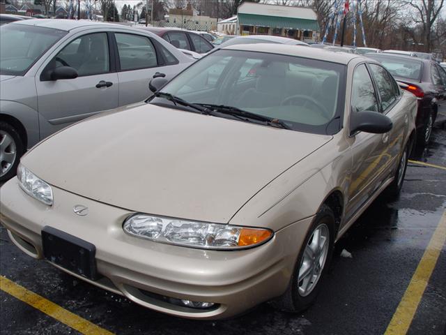 Oldsmobile Alero 3.5L Coupe Sedan