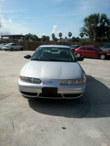 Oldsmobile Alero 2004 photo 1