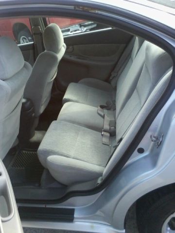 Oldsmobile Alero 2004 photo 2