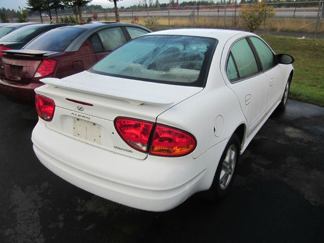 Oldsmobile Alero 2004 photo 3
