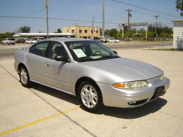 Oldsmobile Alero 2004 photo 3