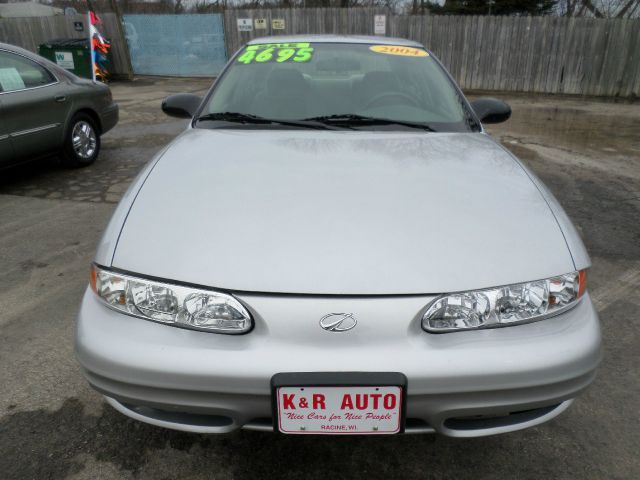 Oldsmobile Alero 2004 photo 1