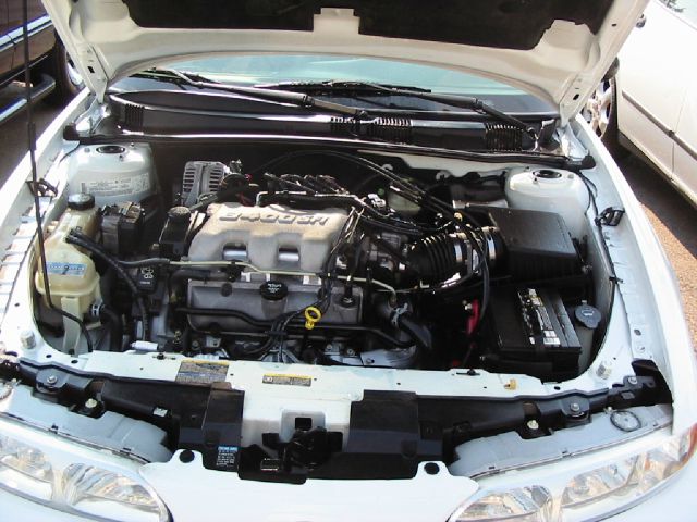 Oldsmobile Alero 2004 photo 3