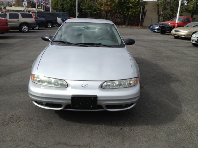 Oldsmobile Alero 2004 photo 3