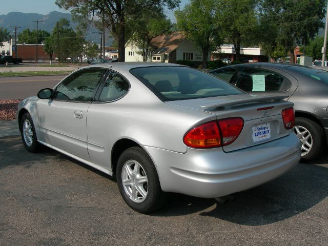 Oldsmobile Alero 2004 photo 3