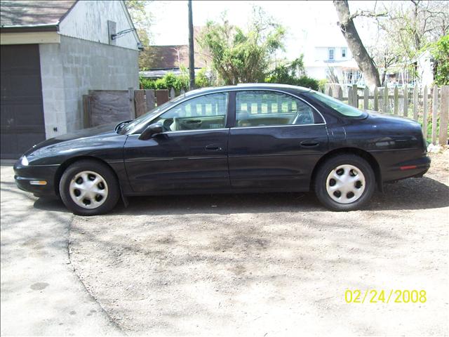 Oldsmobile Aurora Unknown Sedan