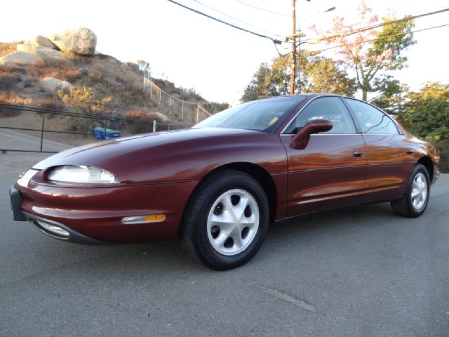 Oldsmobile Aurora 1997 photo 1