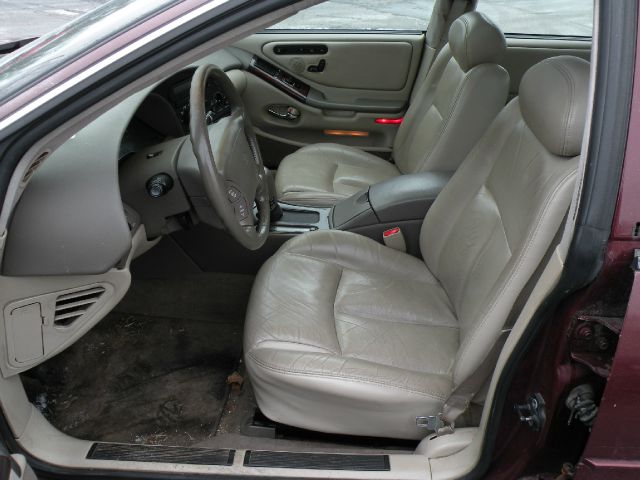 Oldsmobile Aurora 1998 photo 2